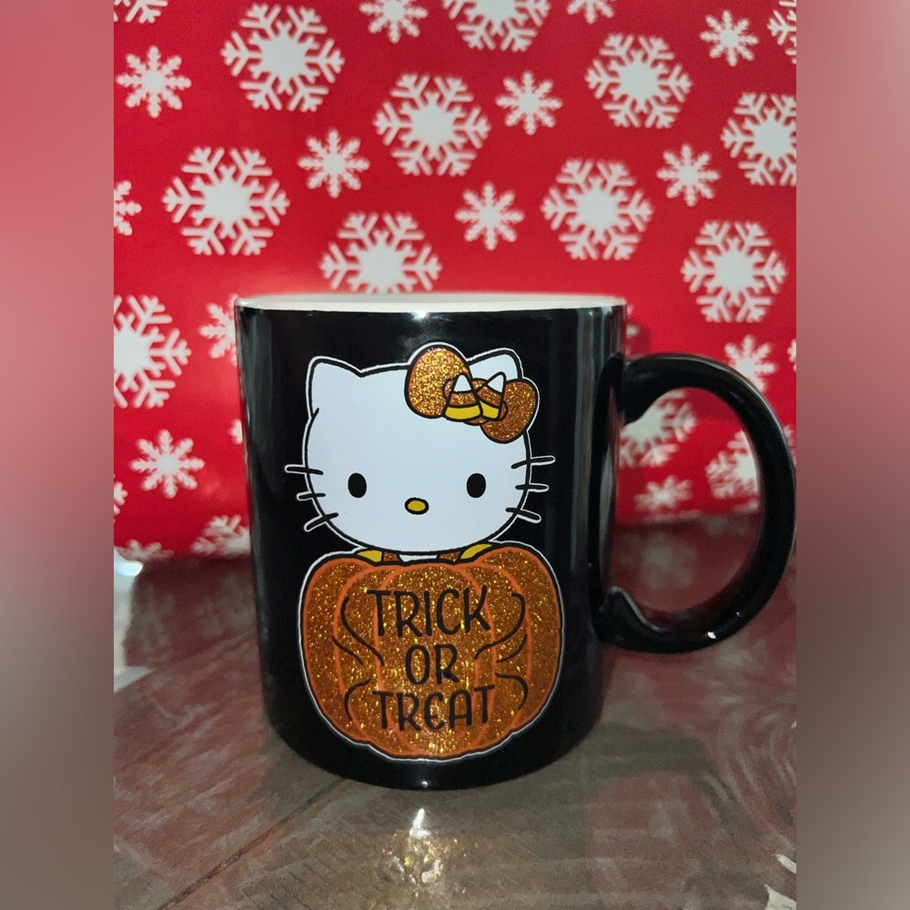 Hello kitty mug